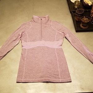 Lululemon half zip muffed hands active top